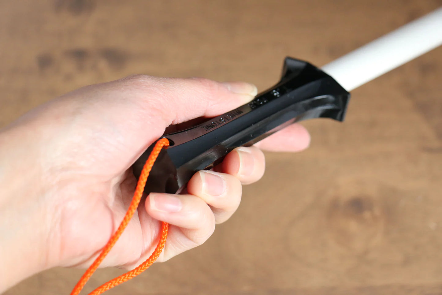 Fine Ceramic Pole Whetstone 150mm Black Plastic Handle ファインセラミック ポール砥石 150mm 黒プラスチック柄 Free ship - Que mài gốm mịn thanh đá mài Tay cầm bằng nhựa màu đen 150mm trọng lượng 76 gram