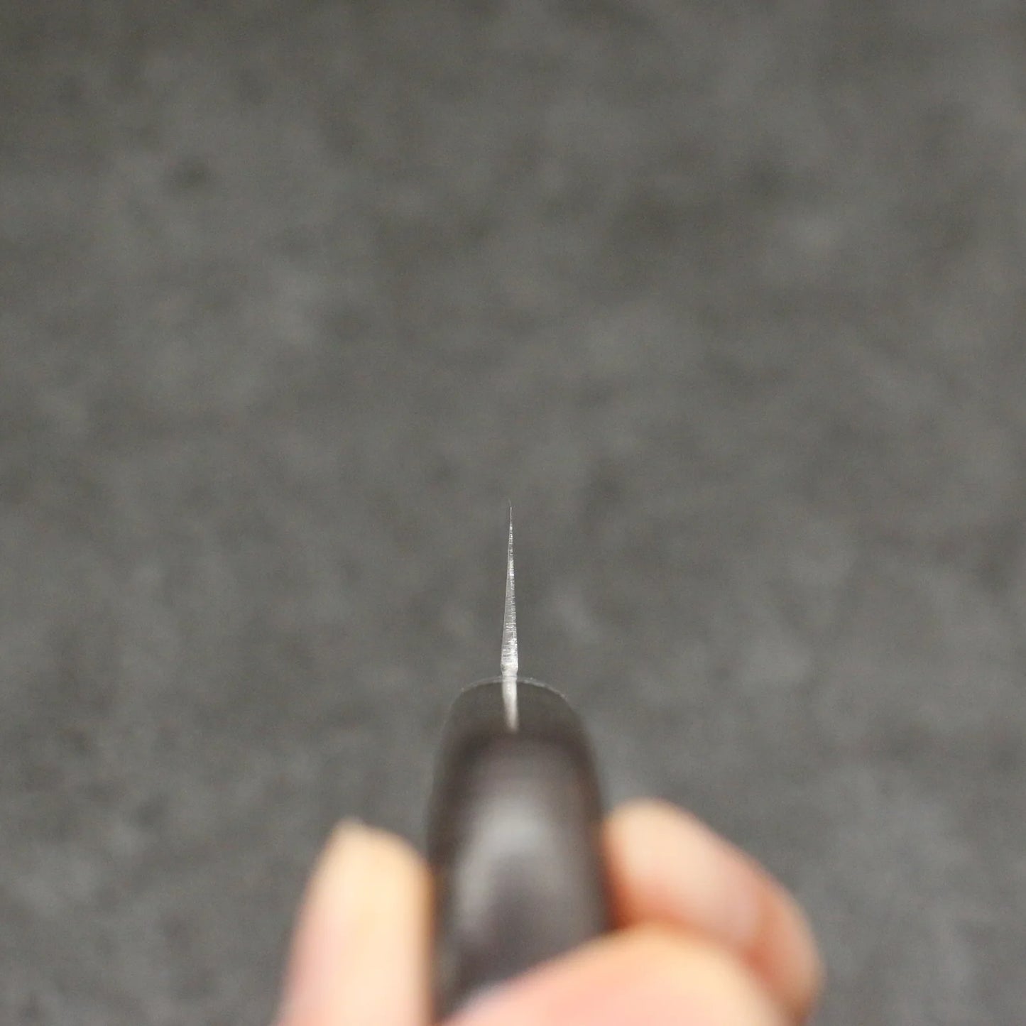 Seisuke VG1 Hammered Small Santoku 135mm Mahogany Handle 清助 V金1号 鎚目 小三徳包丁 和包丁 135MM マホガニー柄 Free ship - Thương hiệu Seisuke VG1 dao rèn thủ công Dao đa năng Santoku (loại nhỏ) dao Nhật 135mm chuôi dao gỗ Pakka đen