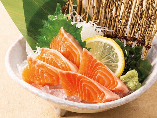 Hướng dẫn và những lưu ý về cách chọn dao và chế biến món Sashimi cá hồi chuẩn Nhật