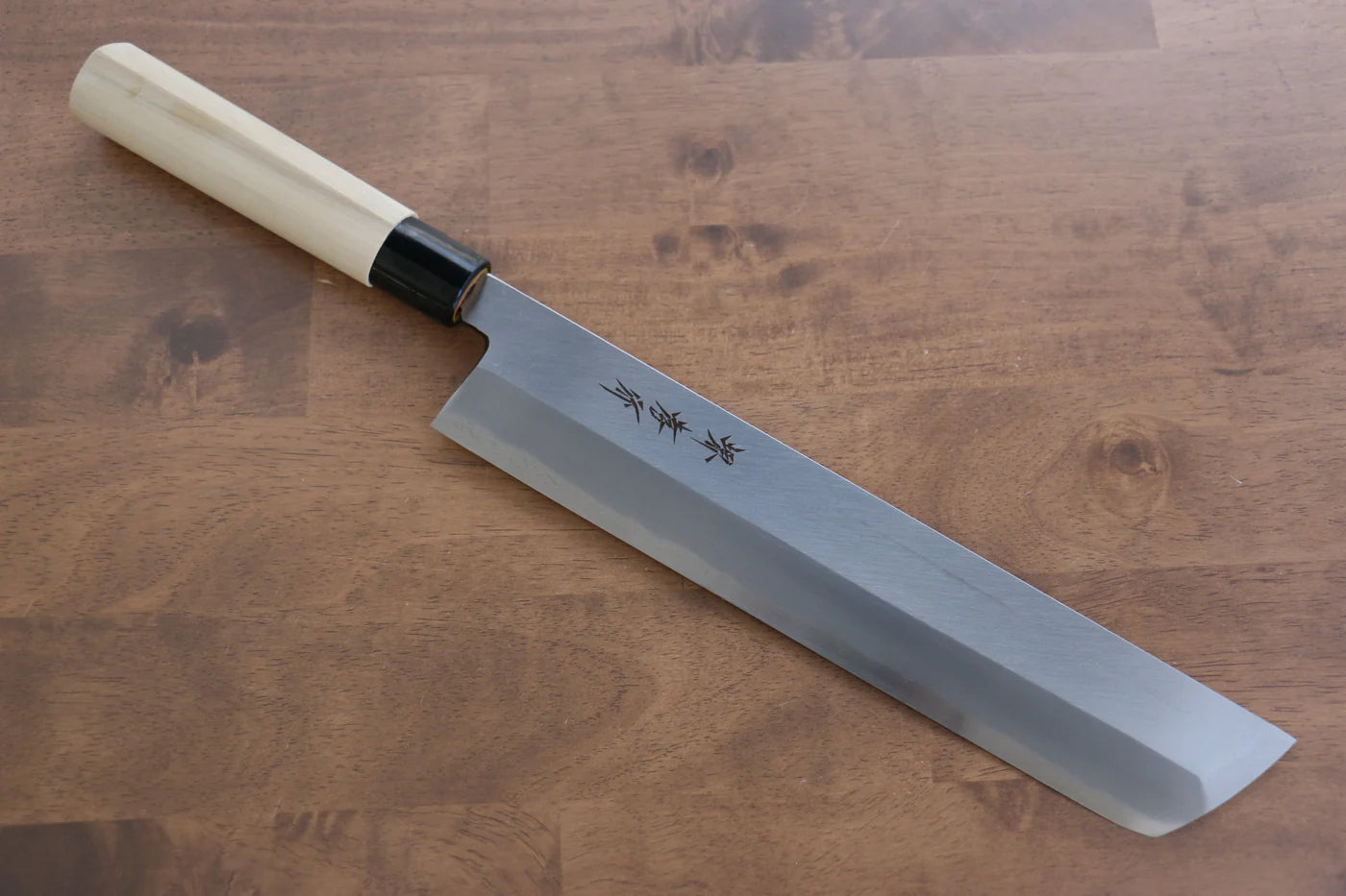 Marke Sakai Takayuki Kasumitogi Weißer Stahl Spezialisiertes Knochenschneidemesser (Schneiden von Seeaal) Japanisches Messer 300 mm Griff aus Magnolienholz