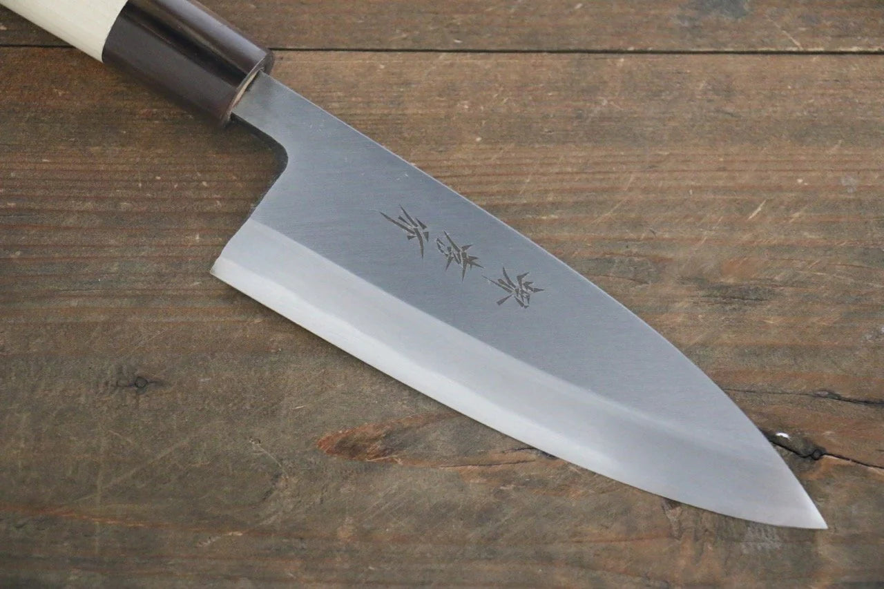Marke: Sakai Takayuki Kasumitogi. Weißer Stahl, geschnitzt mit Yagasuri-Muster. Spezialisiertes Fischmesser, japanisches Deba-Messer