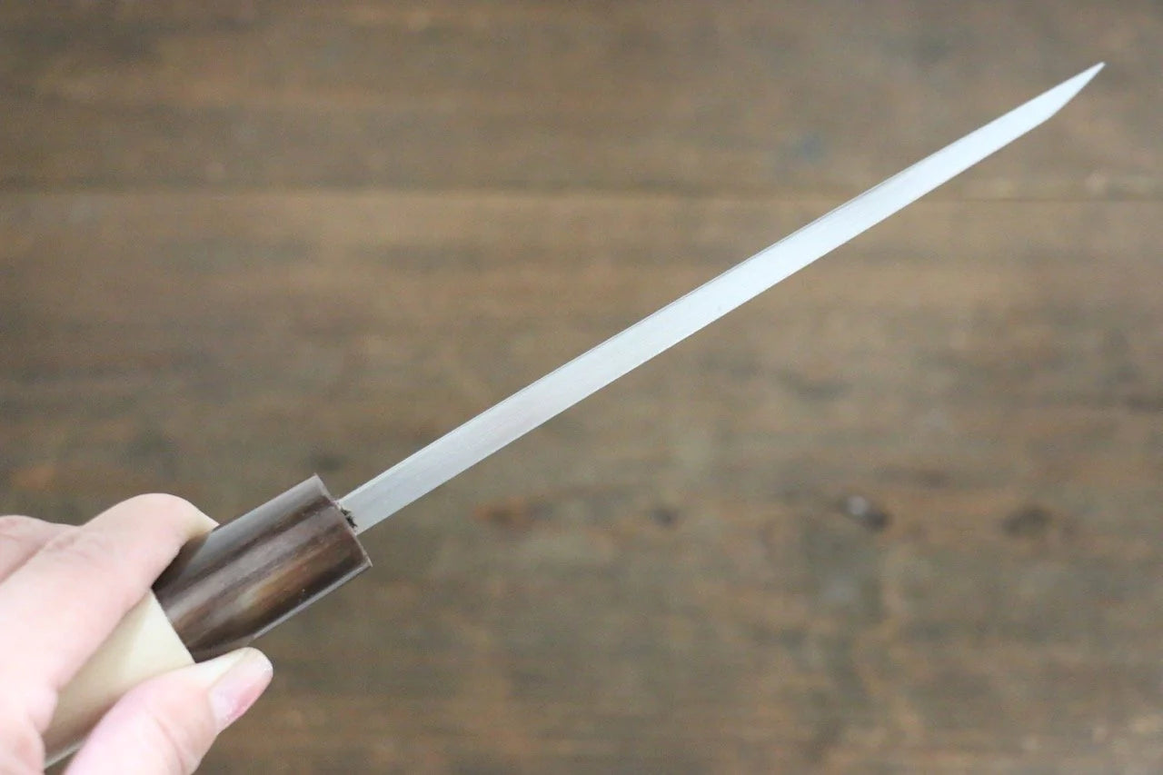 Marke: Sakai Takayuki Kasumitogi. Weißer Stahl, geschnitzt mit Yagasuri-Muster. Spezialisiertes Fischmesser, japanisches Deba-Messer