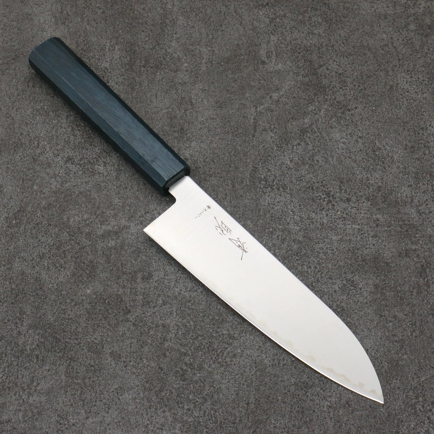 Seisuke Blue Super Steel Polished Finish Santoku Knife 180MM Blue Lacquered Pattern 清助 青スーパー鋼 磨き仕上げ 三徳包丁 180MM 青漆塗り柄 Free ship - Thương hiệu Seisuke Thép siêu xanh Đánh nhẵn bóng Dao đa năng Santoku 180mm chuôi dao sơn mài xanh