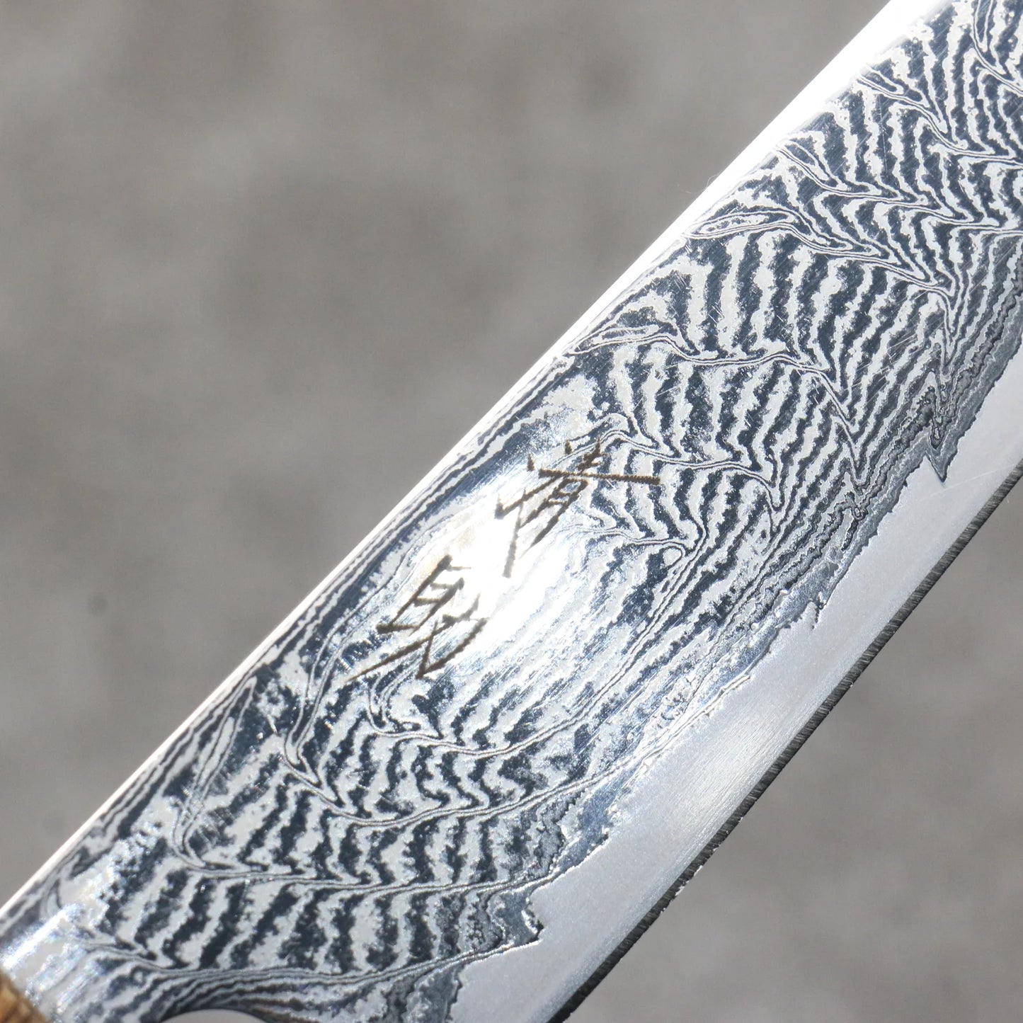 清助 V金10号 鏡面仕上げ ダマスカス ペティーナイフ 和包丁 150mm 樫柄 Seisuke VG10 Mirrored Finish Damascus Petty-Utility Japanese Knife 150mm Oak Handle Free ship - Thương hiệu Seisuke VG10 Thép Damascus tráng gương Dao nhỏ đa năng Petty 150mm chuôi dao gỗ Sồi