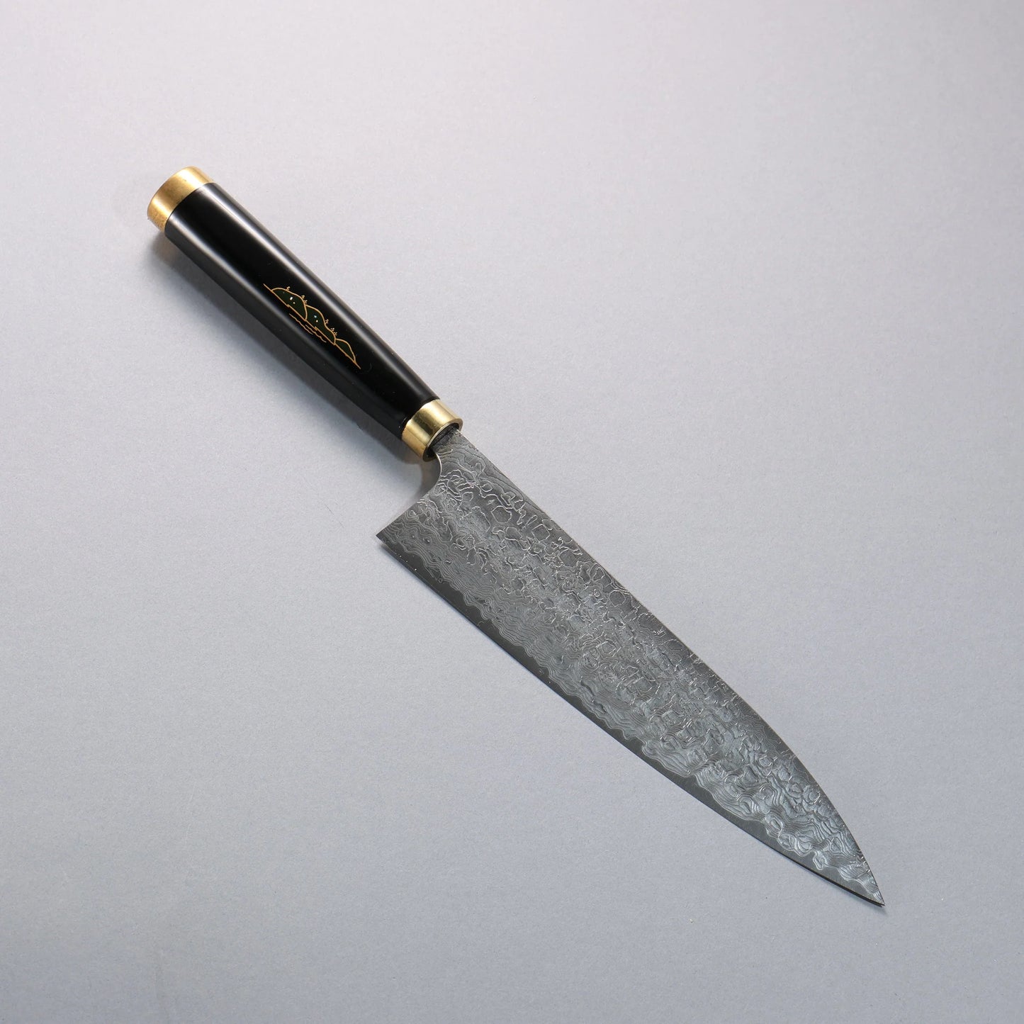 Thương hiệu Takeshi Saji SG2 bề mặt kim cương hoàn thiện Thép Damascus Dao đa năng Gyuto 210mm có kèm bao chuôi dao có họa tiết núi Phú Sĩ bằng kỹ thuật mạ vàng sơn mài truyền thống Nhật Makie (tranh vẽ Núi Phú Sĩ)