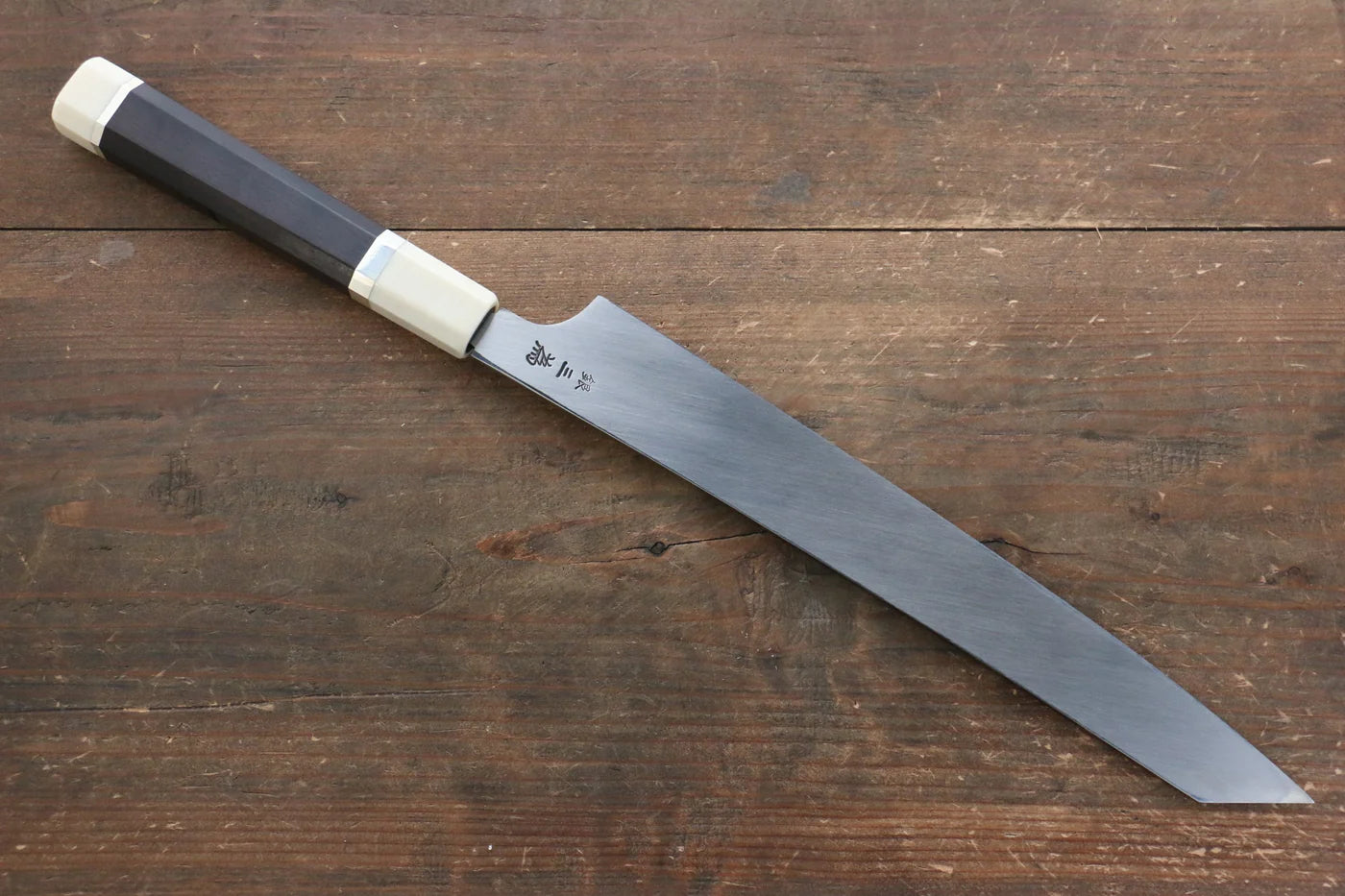 Thương hiệu Sakai Takayuki Hien  Thép Bạc No.3 Tráng gương  Dao thái cá sashimi chuyên dụng Yanagiba dao Nhật 270mm chuôi dao gỗ Mun có đính vòng 2 bên Có kèm bao