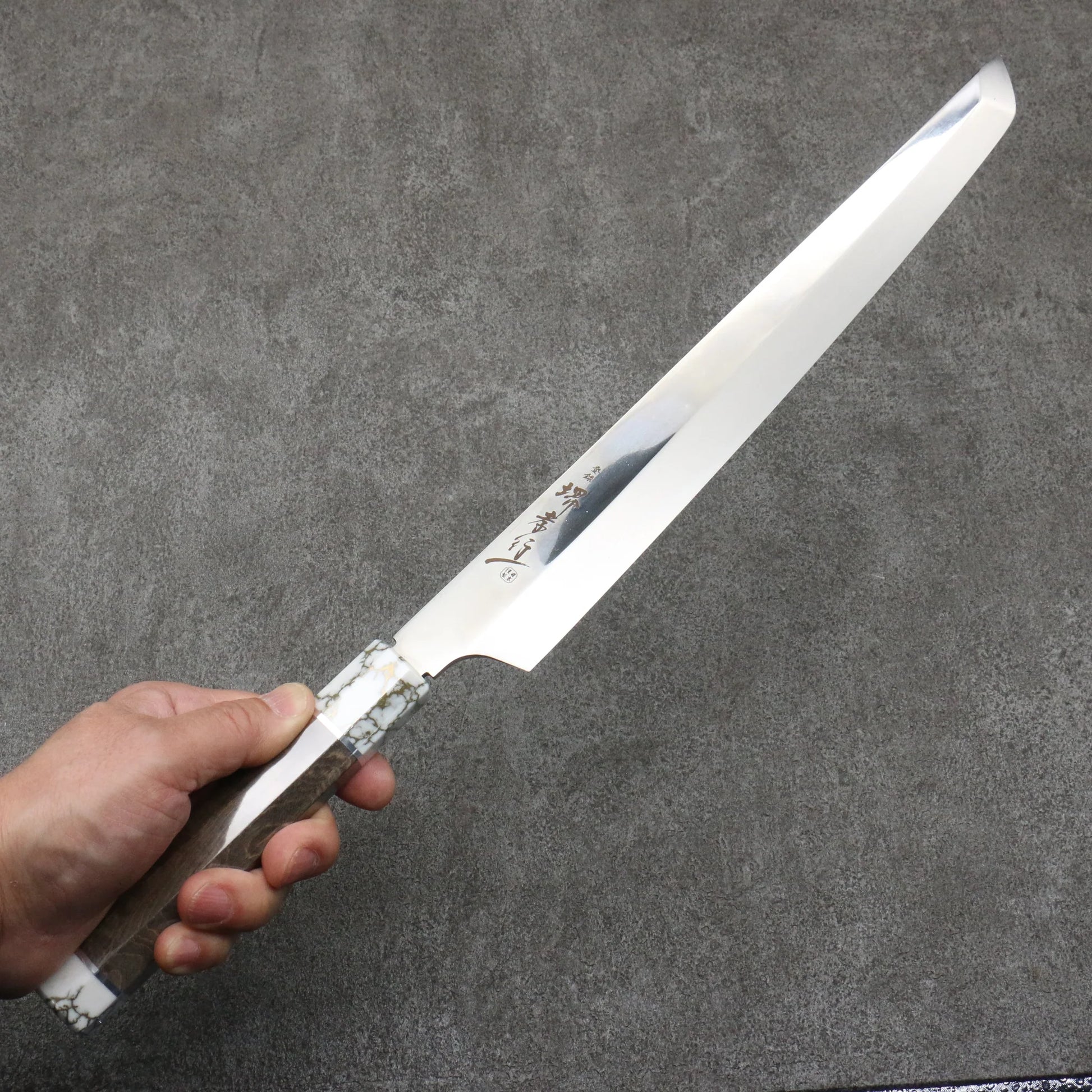 Takayuki Sakai Ginryu Honyaki Swedish Steel Mirror Finish Maruyanagiba Knife 300MM Stabilized Wood Handle with Sheath 堺 孝行 銀龍 本焼 スウェーデン鋼 鏡面仕上げ 先丸柳刃包丁 300MM スタビライズドウッド柄 鞘付き Free ship - Sakai Takayuki Ngân Long (Rồng Bạc) Thép Thụy điển Dao thái cá shashimi chuyên dụng Yanagiba (cán tròn) 300mm chuôi dao gỗ Stabilized Có kèm bao