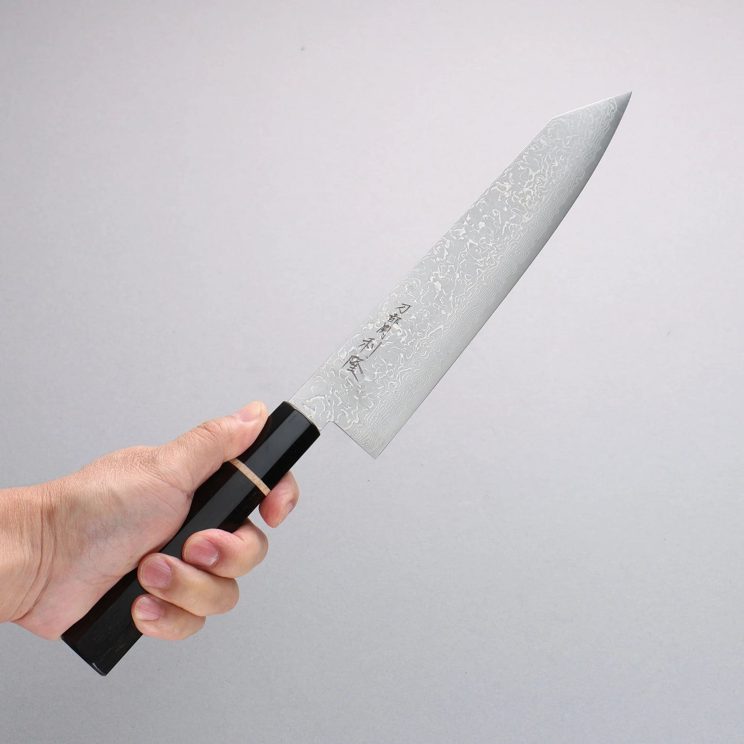 Thương hiệu Toshitaka Seisuke thép VG10 15 lớp Dao đa năng Kiritsuke Gyuto 210mm chuôi dao gỗ mun (vòng phong, mõm trâu)