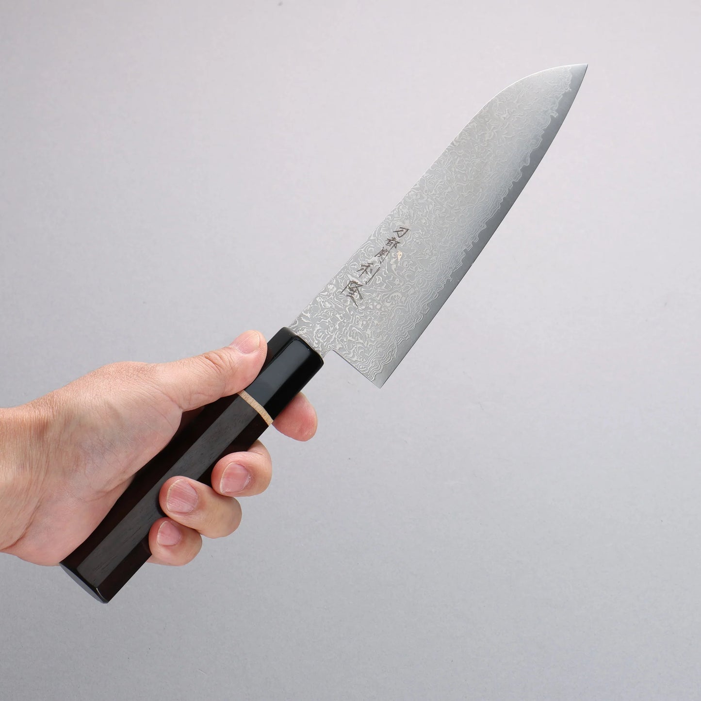 Thương hiệu Toshitaka Seisuke thép VG10 15 lớp Dao đa năng Santoku 180mm chuôi dao gỗ mun (vòng phong, mõm trâu)