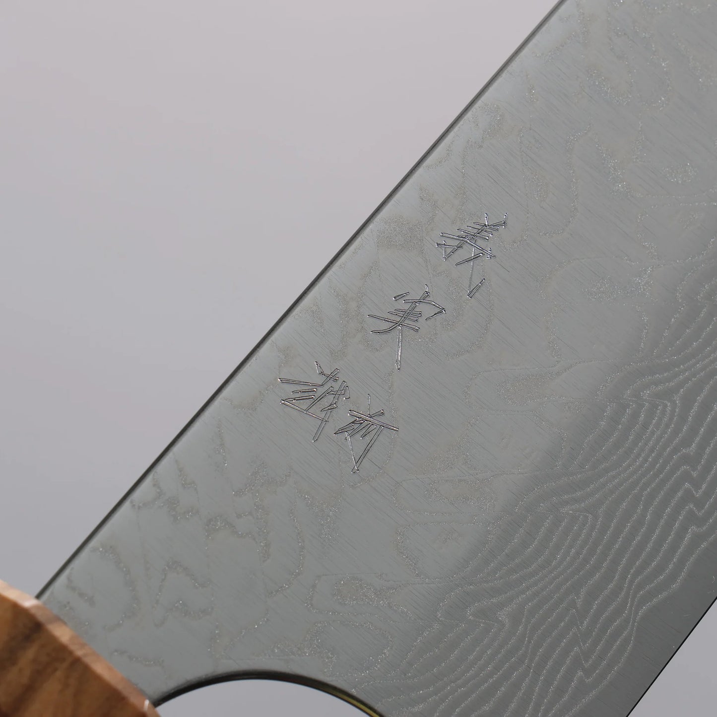 Thương hiệu Yoshimi Kato SG2 thép Damascus dao đánh bóng hoàn thiện Dao đa năng Gyuto 210mm chuôi dao bằng nhựa màu ô liu và đỏ