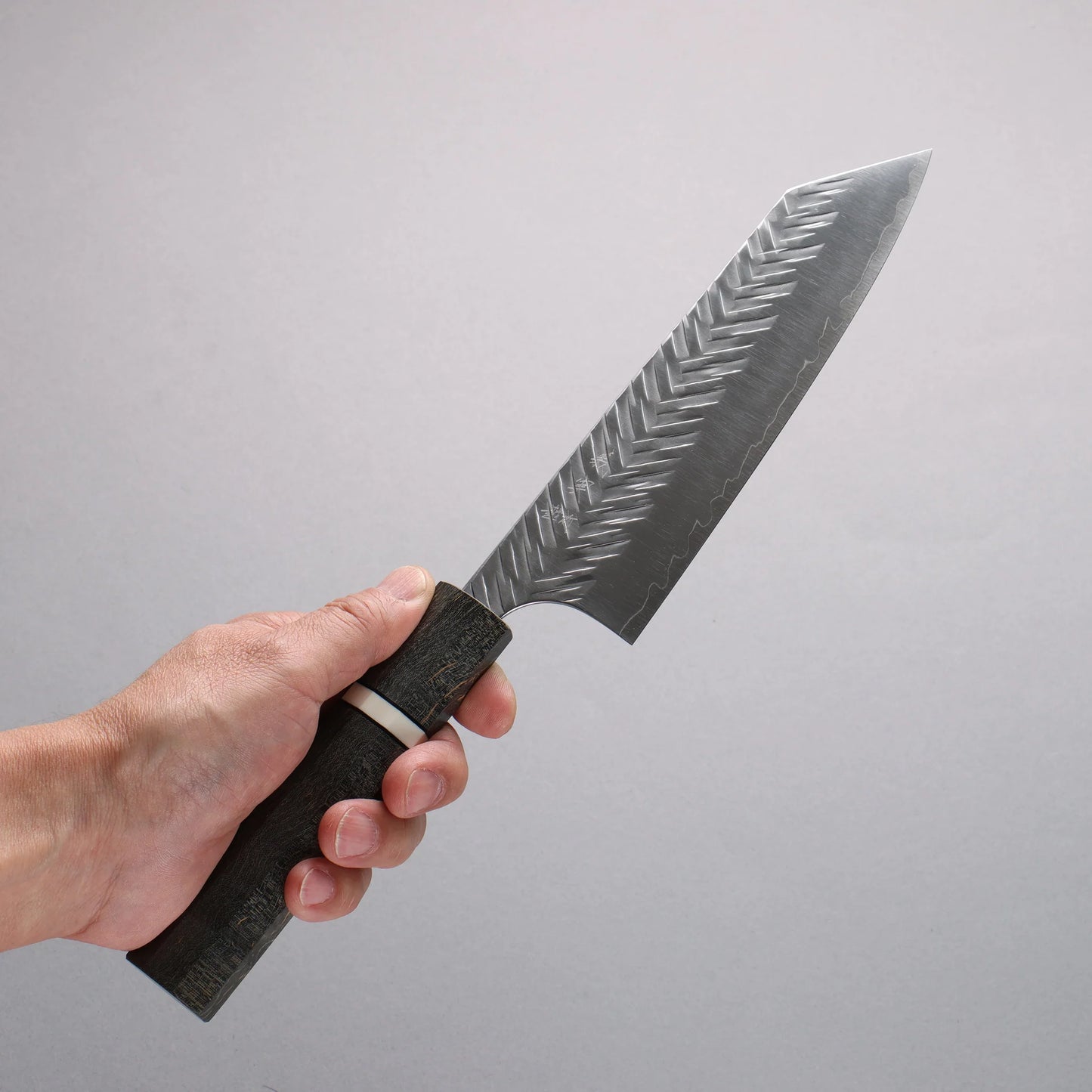 Thương hiệu Yoshimi Kato SPG STRIX Hammered (V) Dao đa năng Bunka Knife 170mm chuôi dao hoa văn màu xám gỗ ổn định (Vòng trắng)