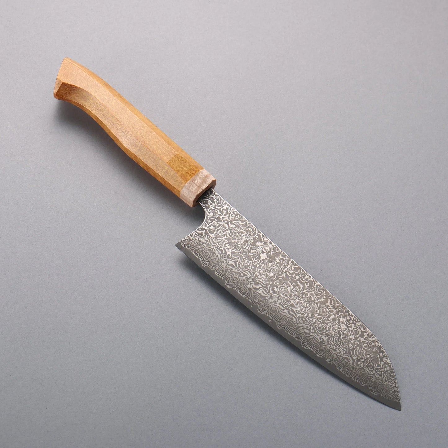 Thương hiệu Yoshimi Kato V Gold Số 10 Thép Damascus Dao đa năng Santoku màu đen 170mm chuôi dao kiểu phương Tây (Vàng)