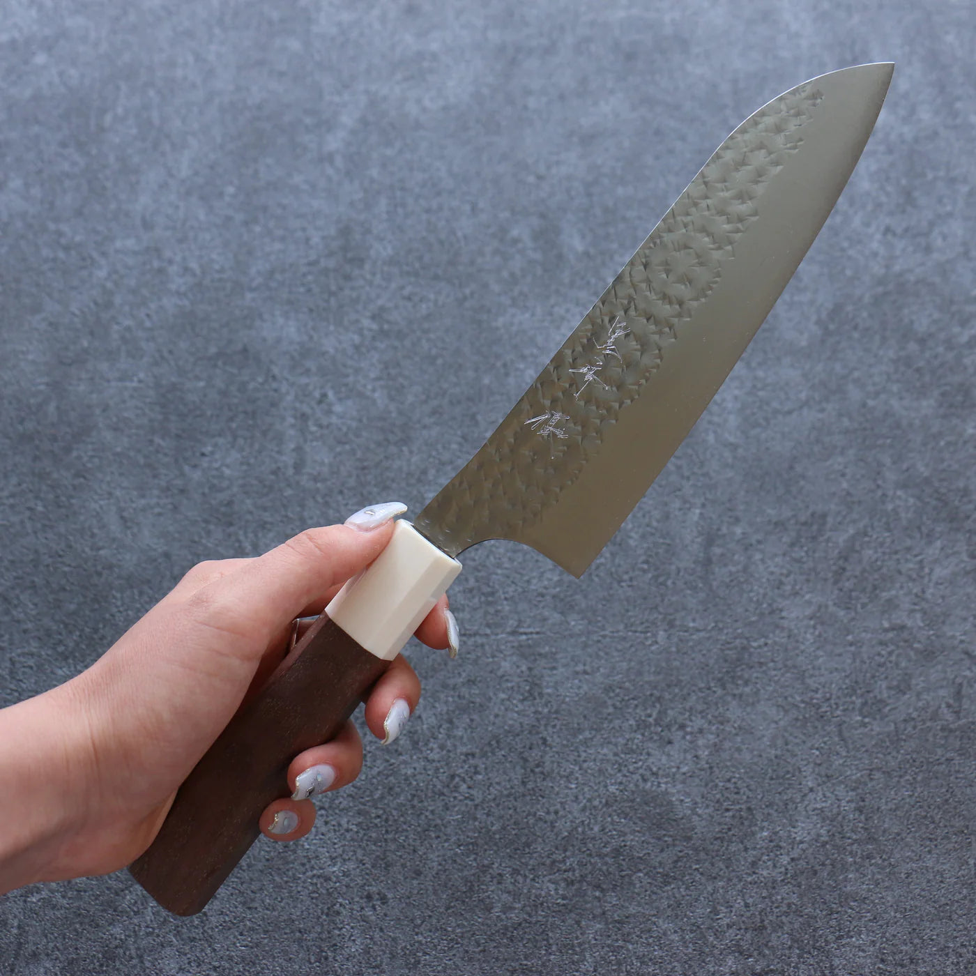 Thương hiệu Yu Kurosaki Ánh Sáng Senko EI R2/SG2 dao rèn thủ công Dao đa năng Santoku dao Nhật 165mm chuôi dao gỗ cây Óc Chó