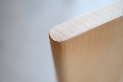 Cutting Board MANAITA (L) 贈るまな板 (L) Thương hiệu thớt WONDERWOOD size L Gỗ cây Bạch Quả kích thước 420 x 260 x 24mm trọng lượng 1190 gram