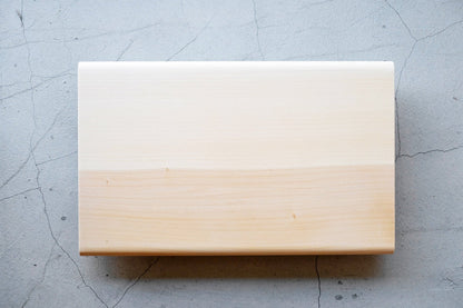 Gift cutting board (S) 贈るまな板 (S) Free ship - Thớt Nhật cao cấp - Thương hiệu thớt WONDERWOOD size S gỗ cây Bạch Quả kích thước 300 x 180 x 24mm trọng lượng 549 gram