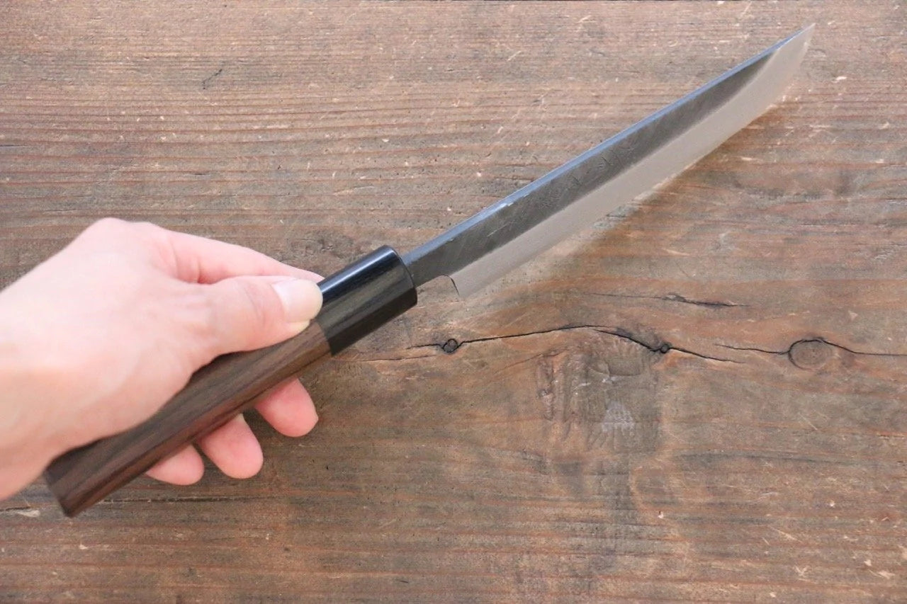 Marke Hideo Kitaoka. Weißer Stahl Nr. 2. Damaststahl. Matsuba-Messer. Japanisches Messer. 125 mm Griff aus Sandelholz