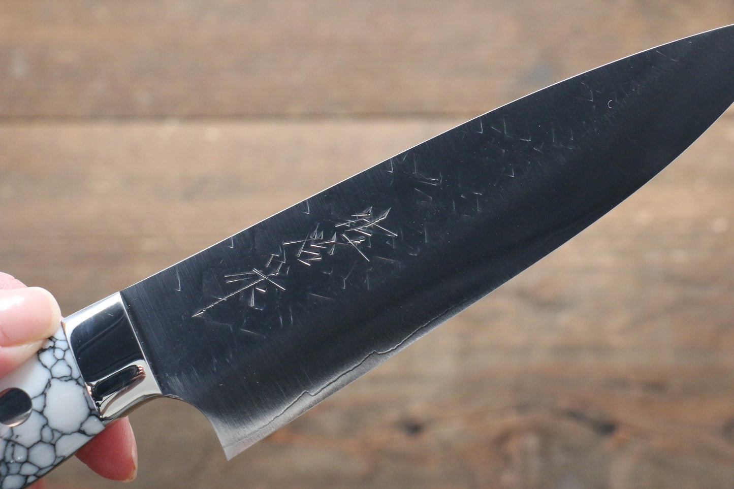 Takeshi Saji SRS13 Hammered Petty-Utility Japanese Knife 135mm with WhiteBlack Stone Handle - Japanny - Best Japanese Knife