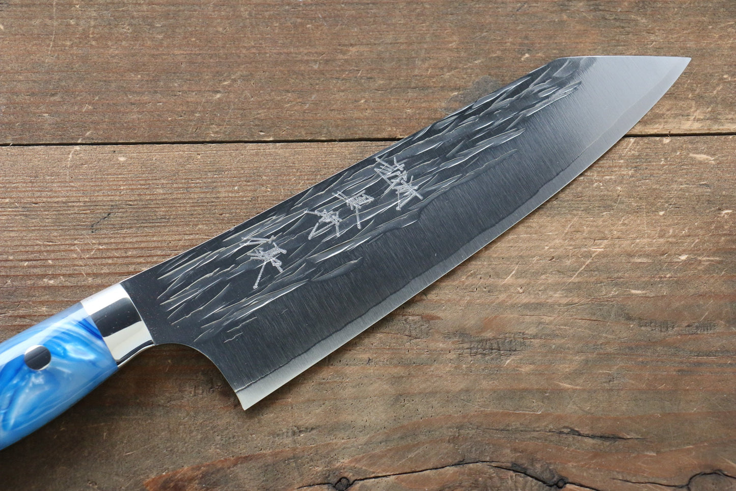 Yu Kurosaki Juhyo SPG2 Hammered Santoku Japanese Knife 165mm with Acrylic Handle - Japanny - Best Japanese Knife