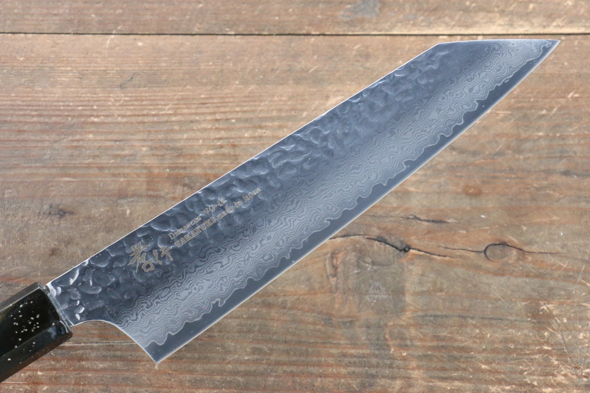 Sakai Takayuki VG10 33 Layer Damascus Kengata Gyuto Japanese Knife 190mm Live oak Lacquered (Saiu) Handle - Japanny - Best Japanese Knife