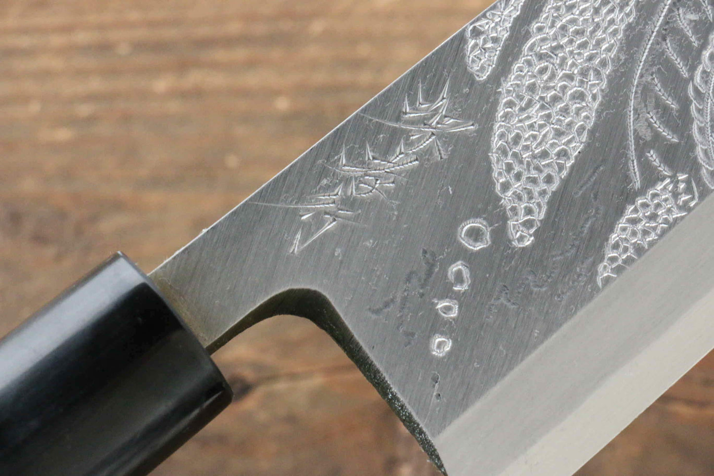 Sakai Takayuki Kasumitogi White Steel Turtle engraving Deba Japanese Knife Magnolia Handle - Japanny - Best Japanese Knife