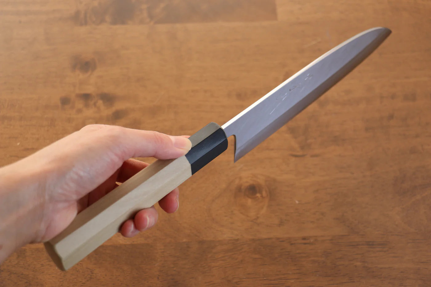 Thương hiệu Jikko Thép trắng No.2 Dao đa năng Santoku dao Nhật 180mm gỗ Mộc LanChuôi dao