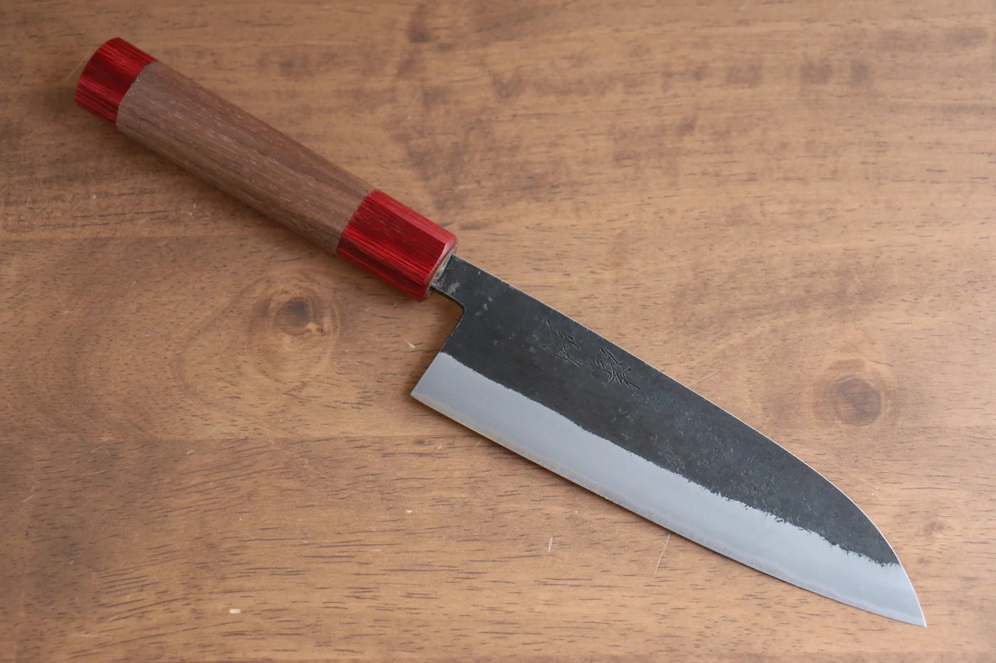 Free ship - Thương hiệu Seisuke Kurumi Thép xanh Kurouchi Dao đa năng Santoku dao Nhật 165mm chuôi dao gỗ cây óc chó (có vòng đỏ ở cả hai mặt)