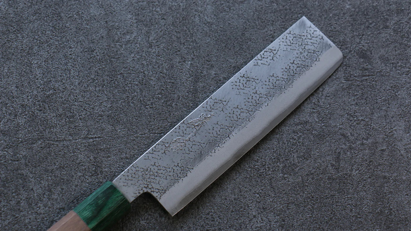Ultragrüner Stahl der Marke Seisuke. Handgeschmiedetes Specialized-Gemüsemesser. Japanisches Nakiri-Messer 165 mm
