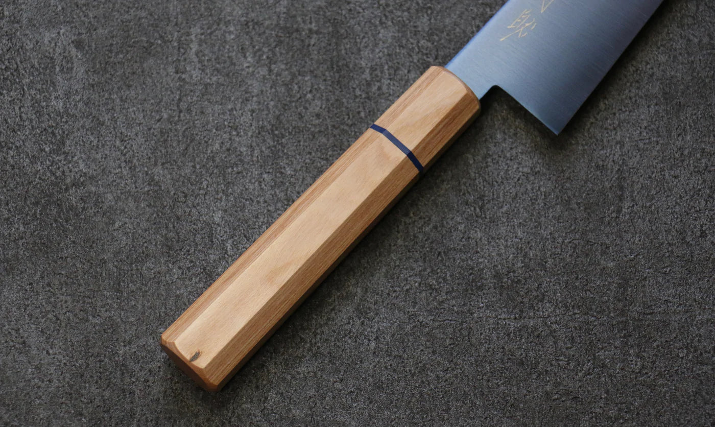 Hochwertiges japanisches Messer Seisuke Mehrzweckmesser Santoku (Kiritsuke) SK-85 Stahl 180mm weißer Holzgriff