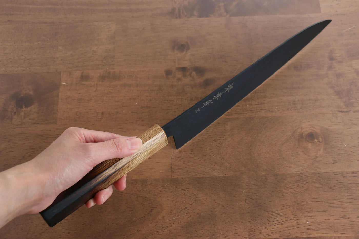 Thương hiệu Sakai Takayuki Hắc Ảnh Kurokage VG10 Rèn thủ công Mạ Teflon Dao đa năng Gyuto dao Nhật 240mm chuôi dao gỗ Sồi cháy