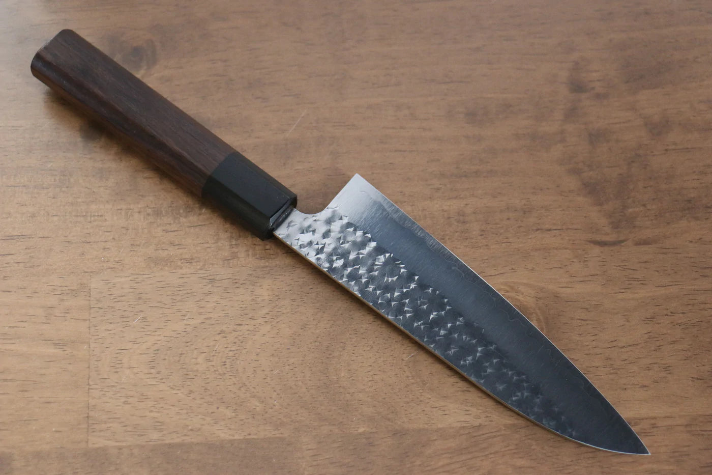 Thương hiệu Yu Kurosaki Ánh Sáng Senko R2/SG2 Rèn thủ công Dao đa năng Santoku loại nhỏ dao Nhật 150mm chuôi chuôi  dao gỗ Đàn Hương ( đính vòng chuôi chuôi  dao gỗ ép đen)