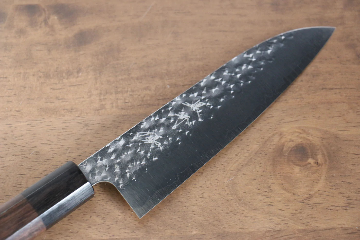 Thương hiệu Yu Kurosaki Ánh Sáng Senko R2/SG2 Rèn thủ công Dao đa năng Santoku loại nhỏ dao Nhật 150mm chuôi chuôi  dao gỗ Đàn Hương ( đính vòng chuôi chuôi  dao gỗ ép đen)