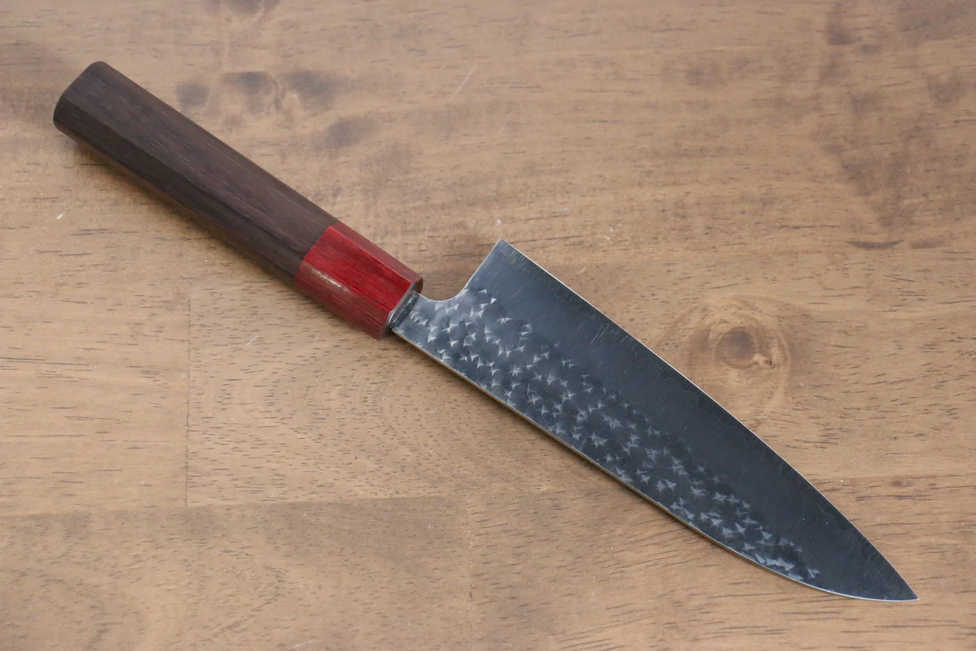 Thương hiệu Yu Kurosaki Ánh Sáng Senko R2/SG2 Rèn thủ công Dao đa năng Santoku loại nhỏ dao Nhật 150mm chuôi chuôi  dao gỗ Đàn Hương ( đính vòng chuôi chuôi  dao gỗ ép đỏ)