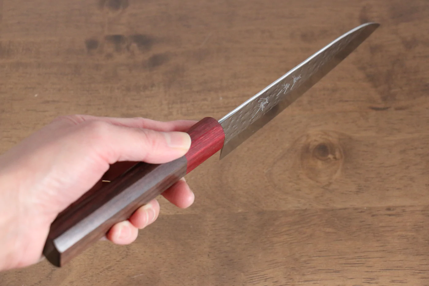 Thương hiệu Yu Kurosaki Ánh Sáng Senko R2/SG2 Rèn thủ công Dao đa năng Santoku loại nhỏ dao Nhật 150mm chuôi chuôi  dao gỗ Đàn Hương ( đính vòng chuôi chuôi  dao gỗ ép đỏ)